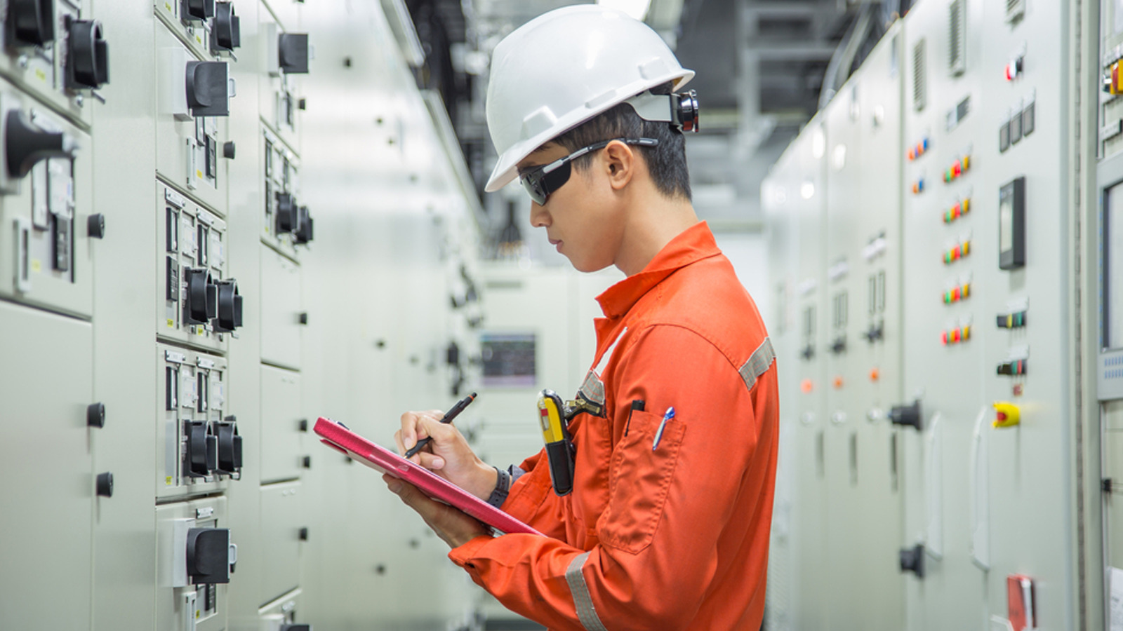 Electrical Maintenance: Introduction to the NEC for Schools